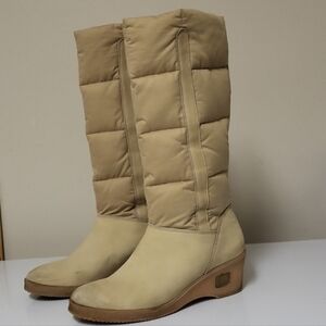 $Hostpick$Bama Lams vintage women's size 8wedge heel cream puffer high knee boot